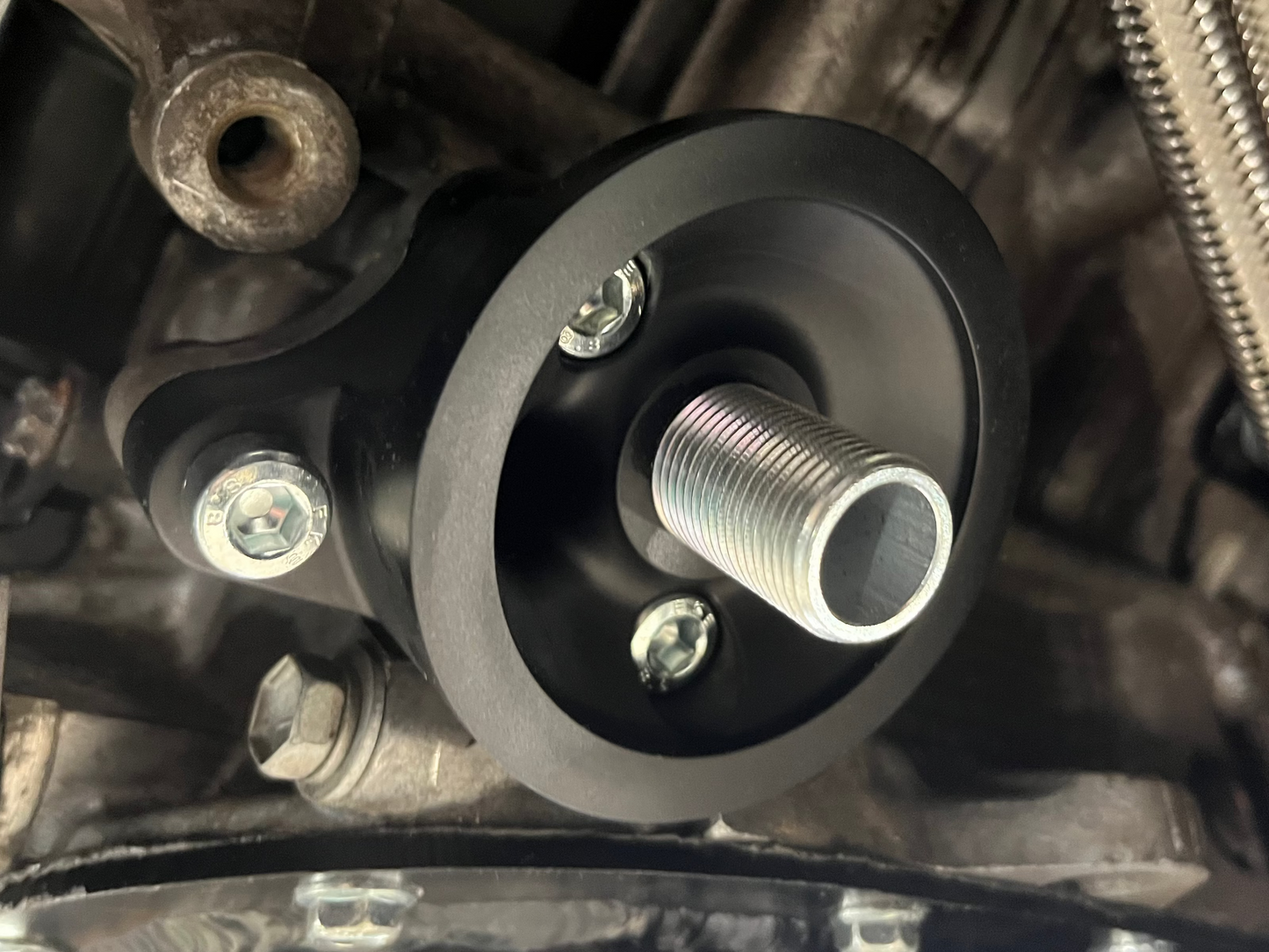 LCM Billet 1UZ Short Oil Filter Housing