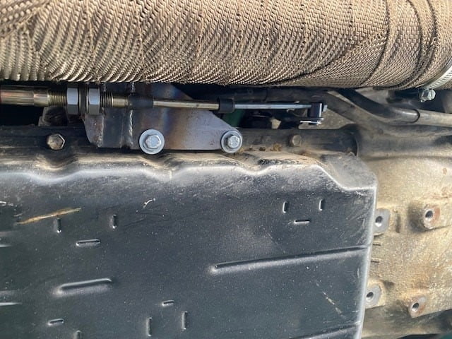 Schaltseilhalterung - 1UZ Automatikgetriebe 340E - B&M Ratchet Shifter