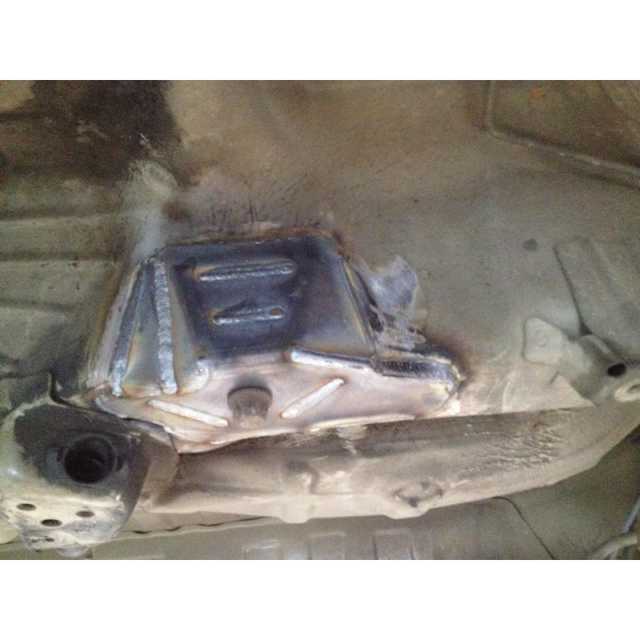 BMW E46 Subframe Vloer Verstevigings Plaat