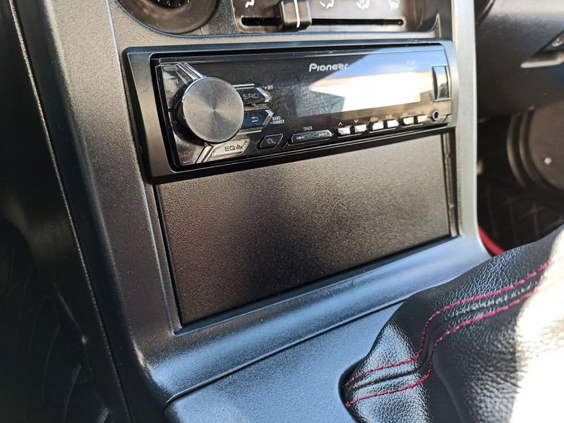 Mazda MX-5 NA - Kombiinstrument / Radiohalterung 1.5 DIN - DCN Performance