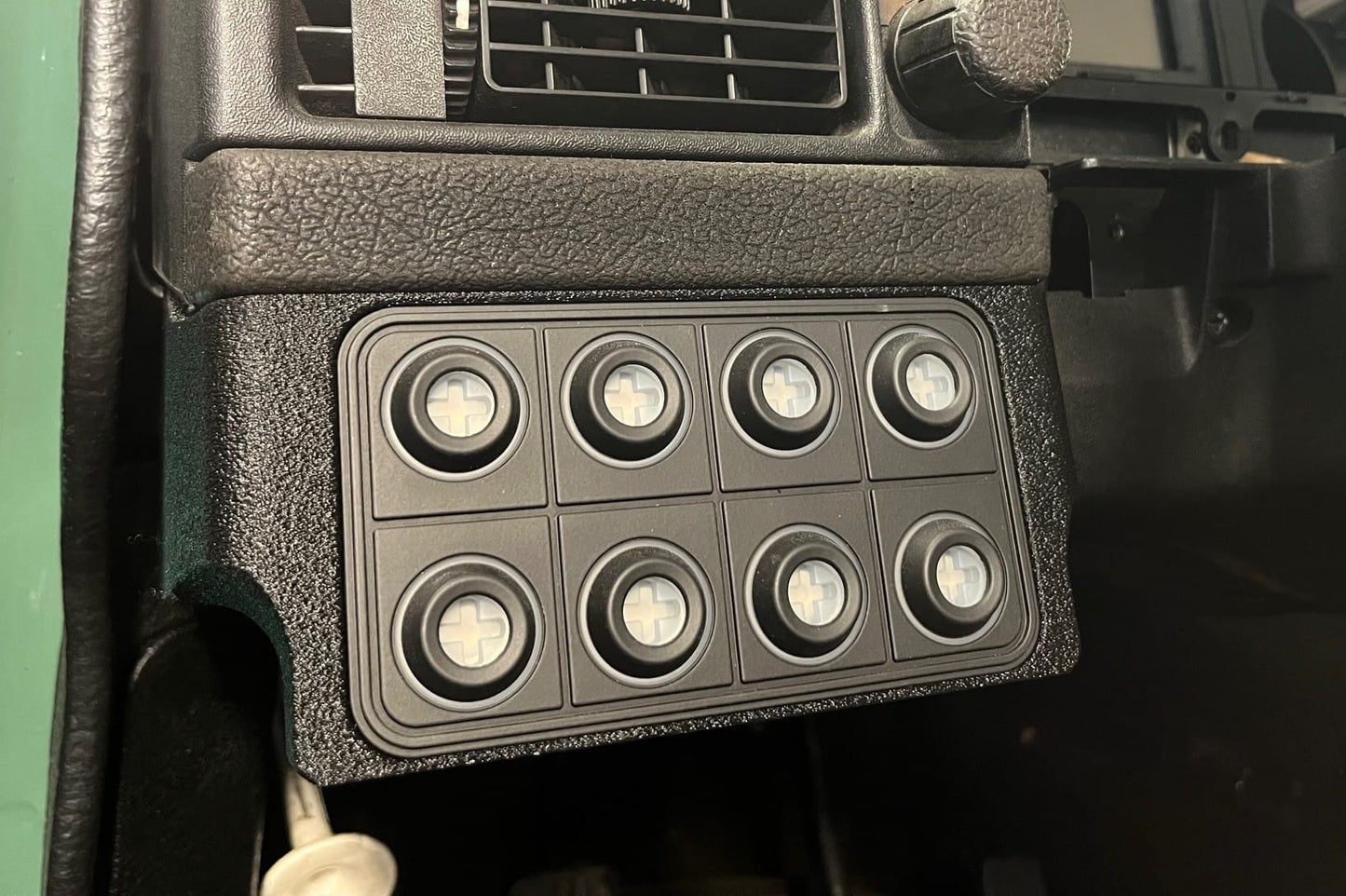 Montagebeugel voor CAN Keypad in Volvo 240 (1e generatie)