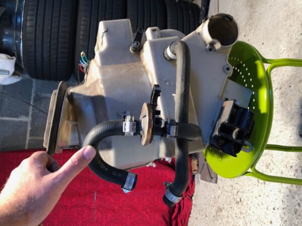Stove valve control valve Volvo 140, 240, 260 - Image 14