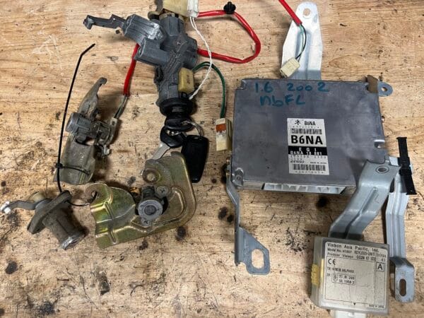 Used: Lock set Mazda MX-5 1.6 NBFL
