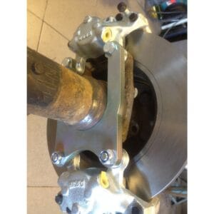 TXR Brake caliper adapter kit Volvo 740-940