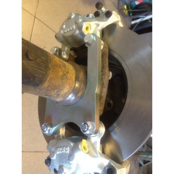 TXR Brake caliper adapter kit Volvo 740-940